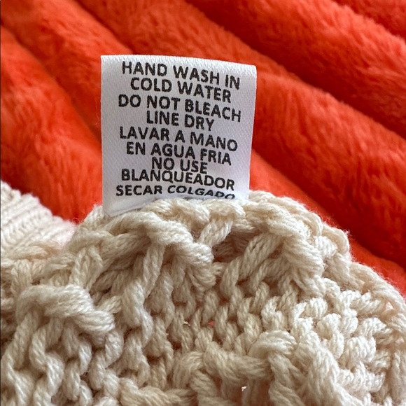 Entro oatmeal large Cable Knit Sweater - Picture 6 of 7